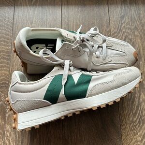 NEE BALANCE 327 Timberwolf Nightwatch Green